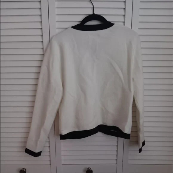 Women's Button Down Cardigan NWOT - Picture 4 of 6